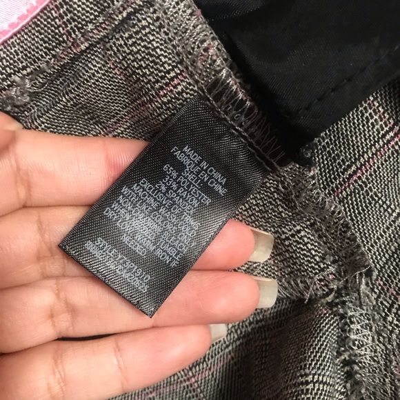 Guess stretchy plaid shorts sz 27 - Picture 4 of 6